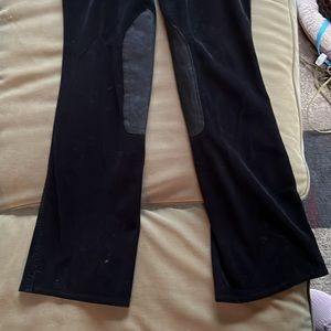 Ariat Corduroy riding pants. Sz 32 regular. Boot cut, knee pads